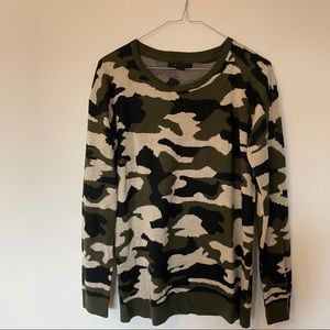 Forever 21 Camo Sweater size M